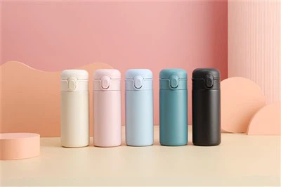 قارورة مياه معزولة بالفراغ من الفولاذ المقاوم للصدأ بجدار مزدوج